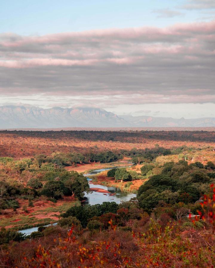 Maninghi Lodge Balule Game Reserve Bagian luar foto