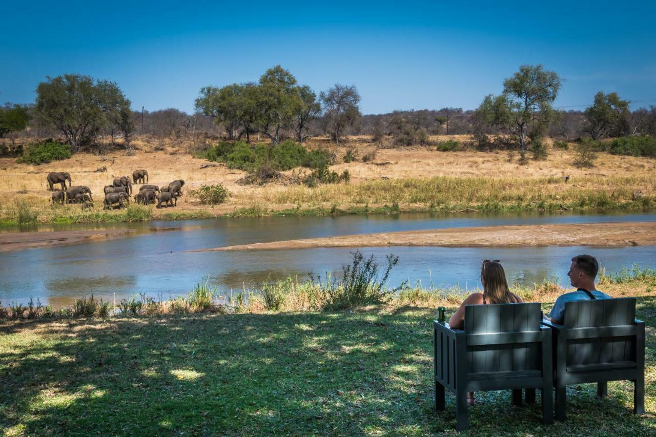 Maninghi Lodge Balule Game Reserve Bagian luar foto