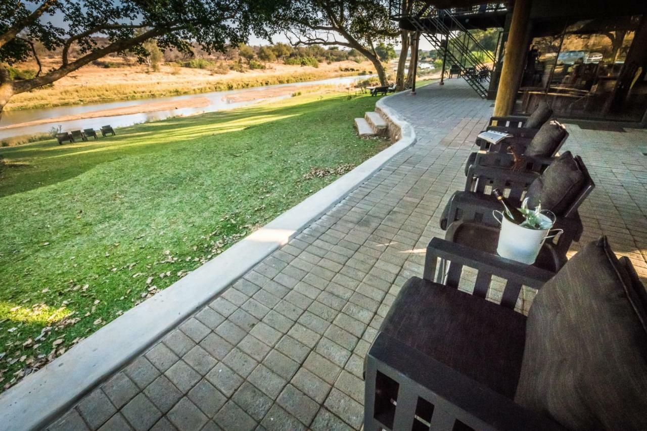 Maninghi Lodge Balule Game Reserve Bagian luar foto