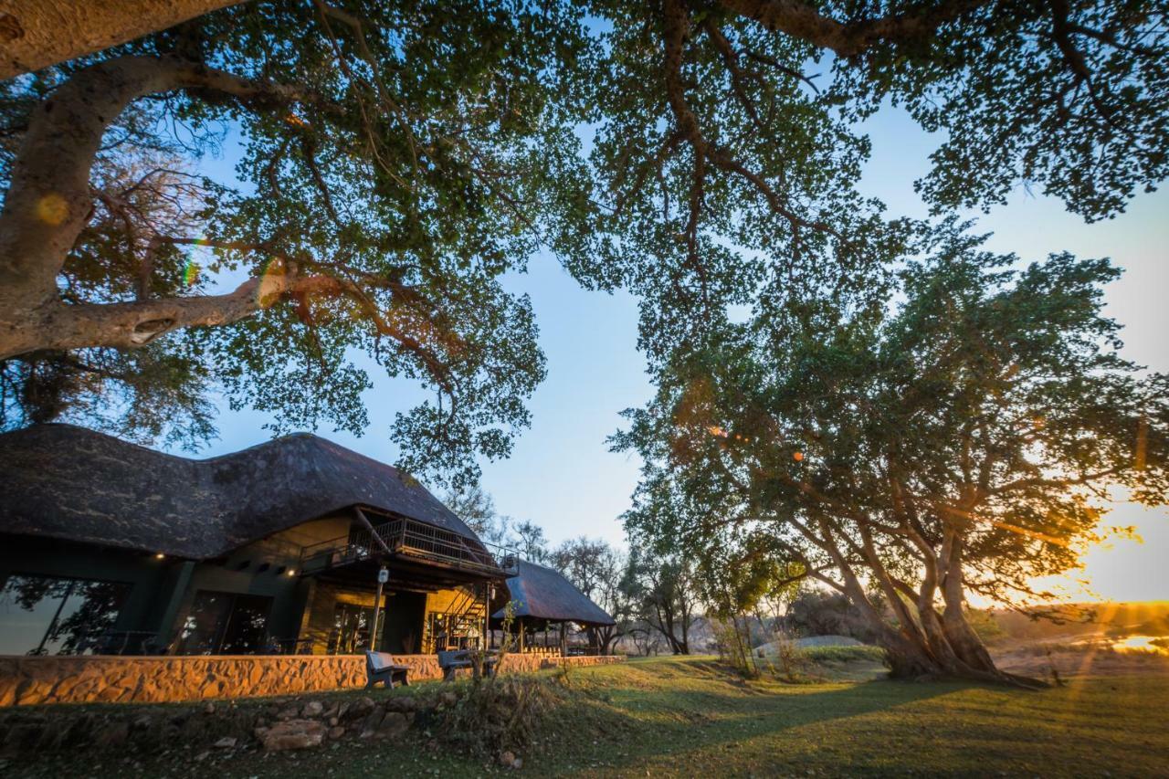 Maninghi Lodge Balule Game Reserve Bagian luar foto