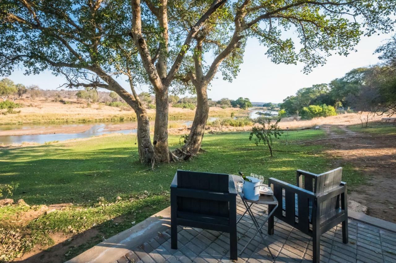 Maninghi Lodge Balule Game Reserve Bagian luar foto